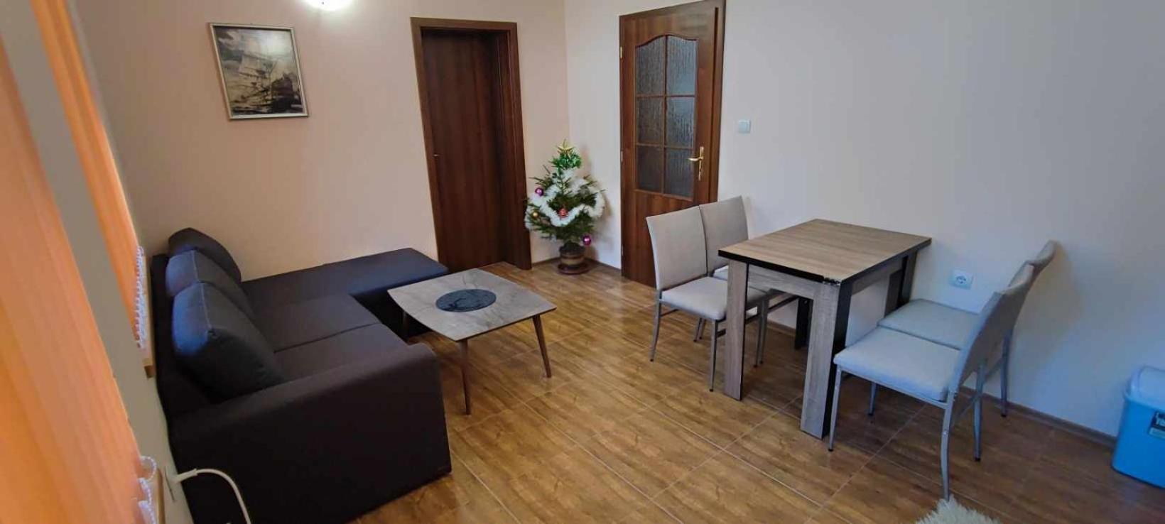 Evrika Forest Apartament *